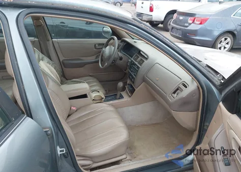 1997 Toyota Avalon Xl from USA, damaged, VIN 4T1BF12B8VU177404